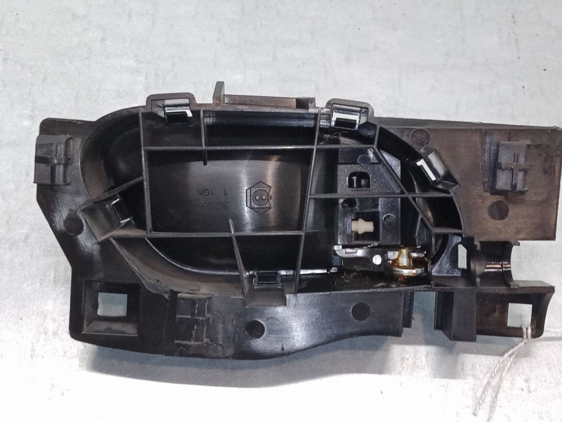 Recambio de maneta interior puerta delantera izquierda para peugeot 208 i (ca_, cc_) 1.2 vti 82 referencia OEM IAM 96555518VV  