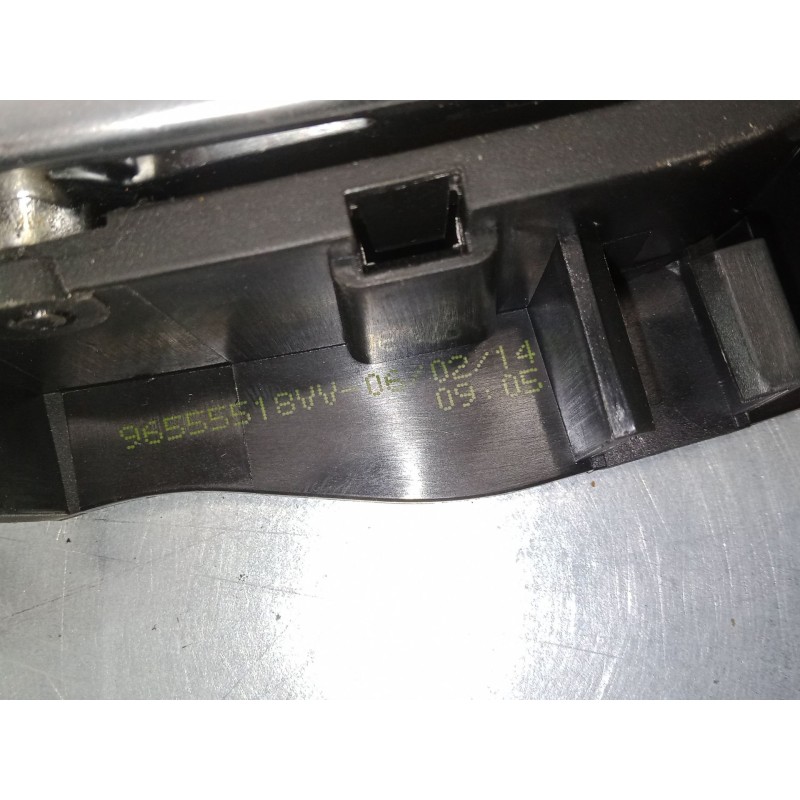 Recambio de maneta interior puerta trasera izquierda para peugeot 208 i (ca_, cc_) 1.2 vti 82 referencia OEM IAM 96555518VV  