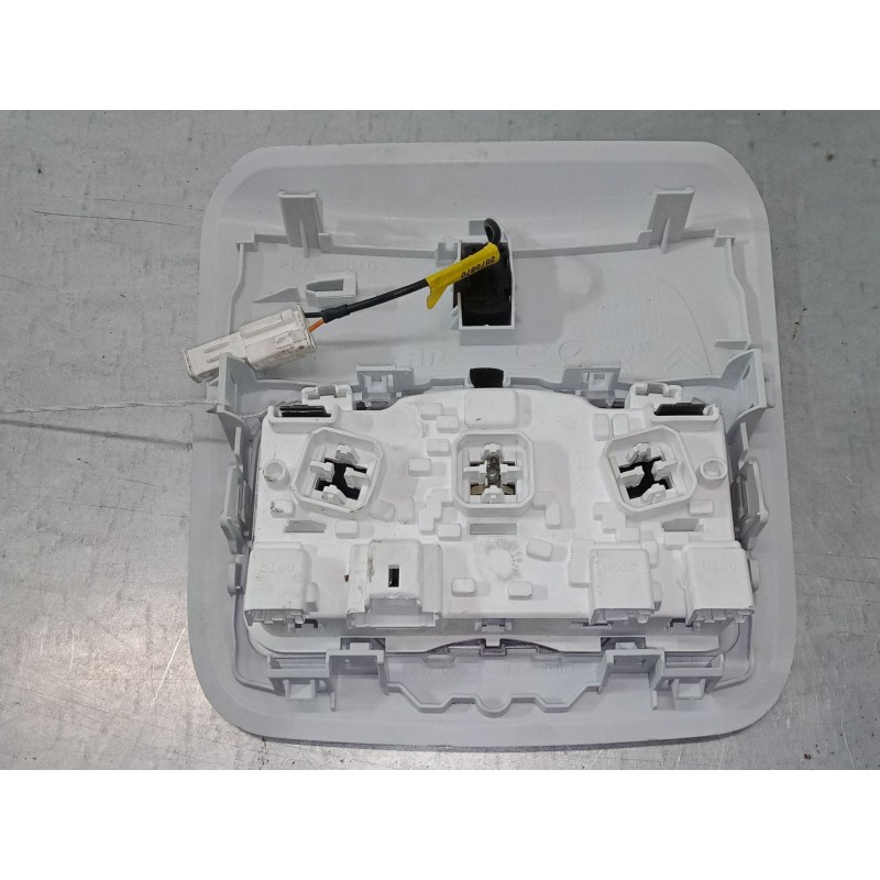 Recambio de luz interior delantera para peugeot 208 i (ca_, cc_) 1.2 vti 82 referencia OEM IAM 9674441377  