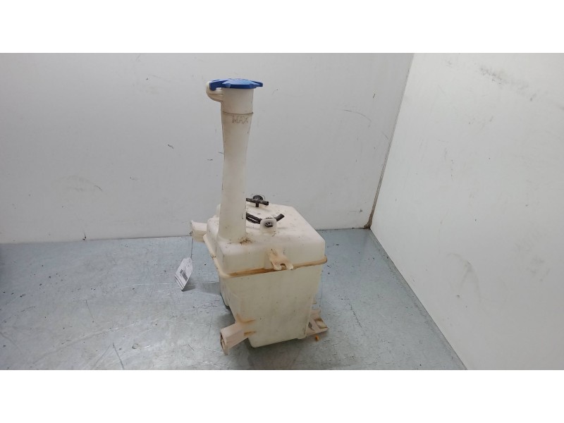 Recambio de deposito limpiaparabrisas para hyundai i30 (fd) 1.4 referencia OEM IAM   