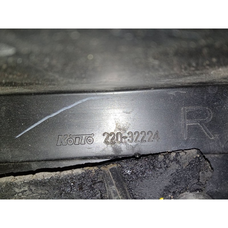 Recambio de piloto trasero derecho para suzuki vitara cabrio (et, ta) 2.0 16v (ta51, sv420) referencia OEM IAM 22032224  