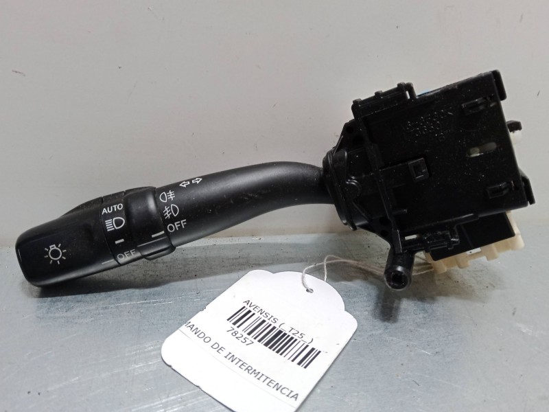 Recambio de mando de intermitencia para toyota avensis (_t25_) 2.4 (azt251_) referencia OEM IAM 173650  