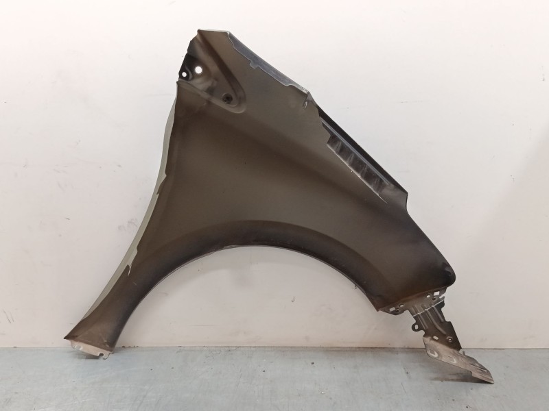 Recambio de aleta delantera izquierda para peugeot 208 i (ca_, cc_) 1.2 vti 82 referencia OEM IAM   