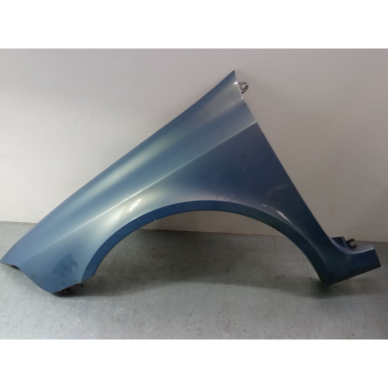 Recambio de aleta delantera izquierda para renault laguna ii (bg0/1_) 1.9 dci (bg1a, bg1w, bg0g) referencia OEM IAM   