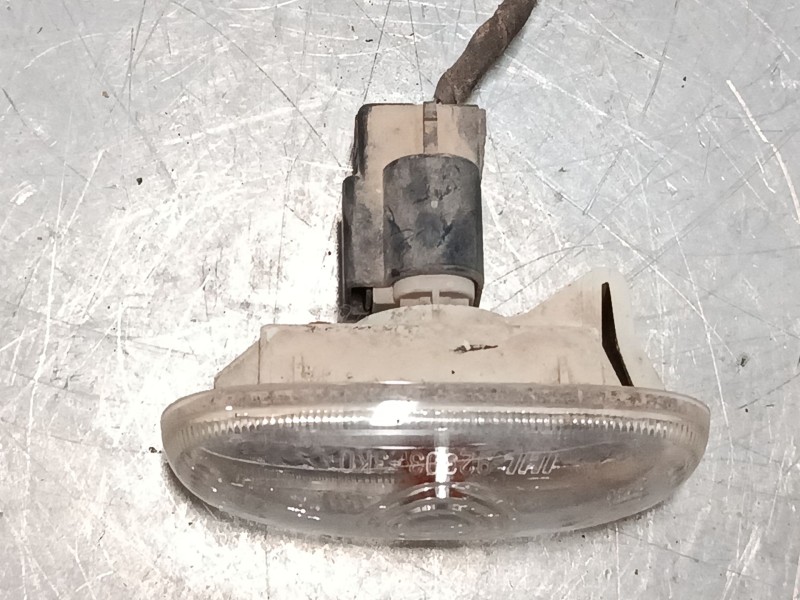 Recambio de intermitente lateral izquierdo para kia magentis ii (mg) 2.0 referencia OEM IAM   