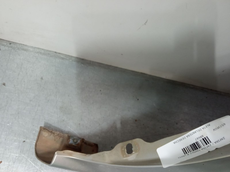 Recambio de aleta delantera derecha para opel zafira / zafira family b (a05) 1.6 (m75) referencia OEM IAM   