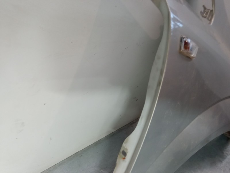 Recambio de aleta delantera derecha para opel zafira / zafira family b (a05) 1.6 (m75) referencia OEM IAM   