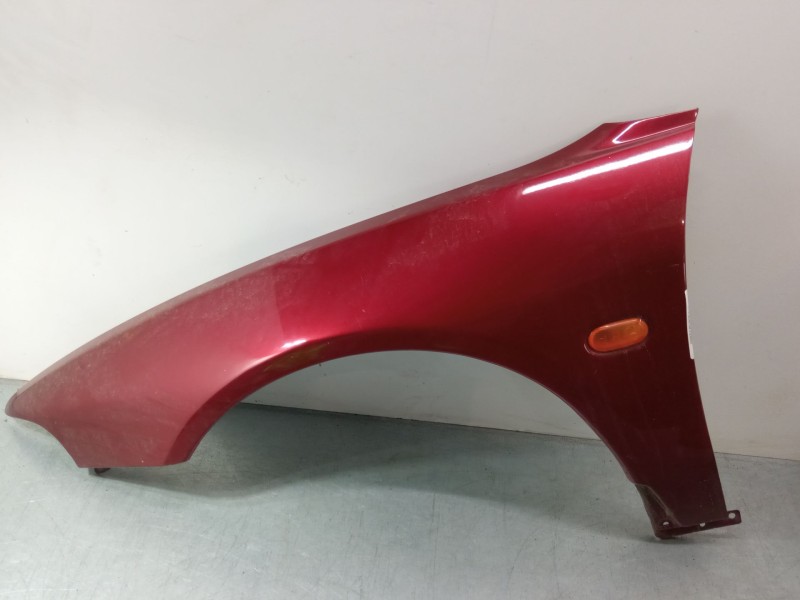 Recambio de aleta delantera izquierda para mitsubishi galant viii (ea_) 2.0 (ea2a) referencia OEM IAM   