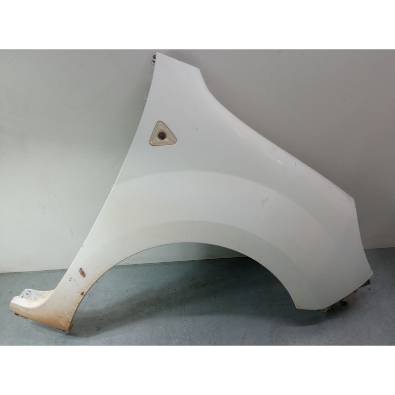 Recambio de aleta delantera derecha para renault kangoo / grand kangoo ii (kw0/1_) 1.5 dci 90 (kw05, kw08, kw0g, kw11) referenci