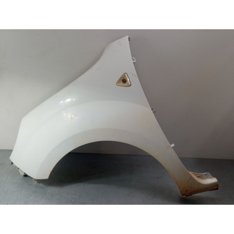 Recambio de aleta delantera izquierda para renault kangoo / grand kangoo ii (kw0/1_) 1.5 dci 90 (kw05, kw08, kw0g, kw11) referen