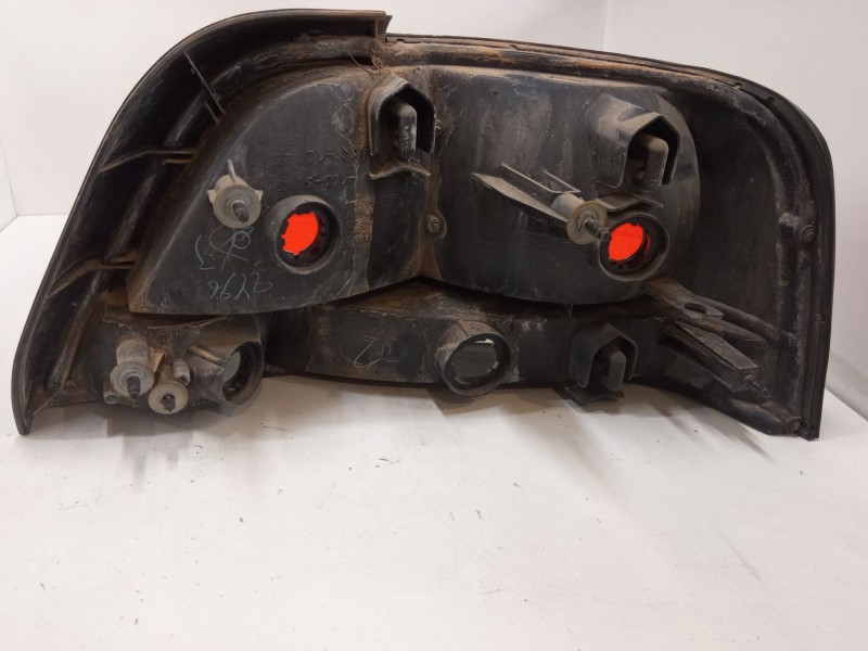 Recambio de piloto trasero izquierdo para mitsubishi galant viii (ea_) 2.0 (ea2a) referencia OEM IAM   