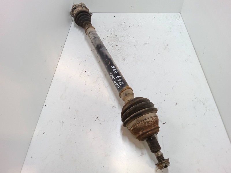 Recambio de transmision delantera derecha para volkswagen golf iv (1j1) 1.6 16v referencia OEM IAM   