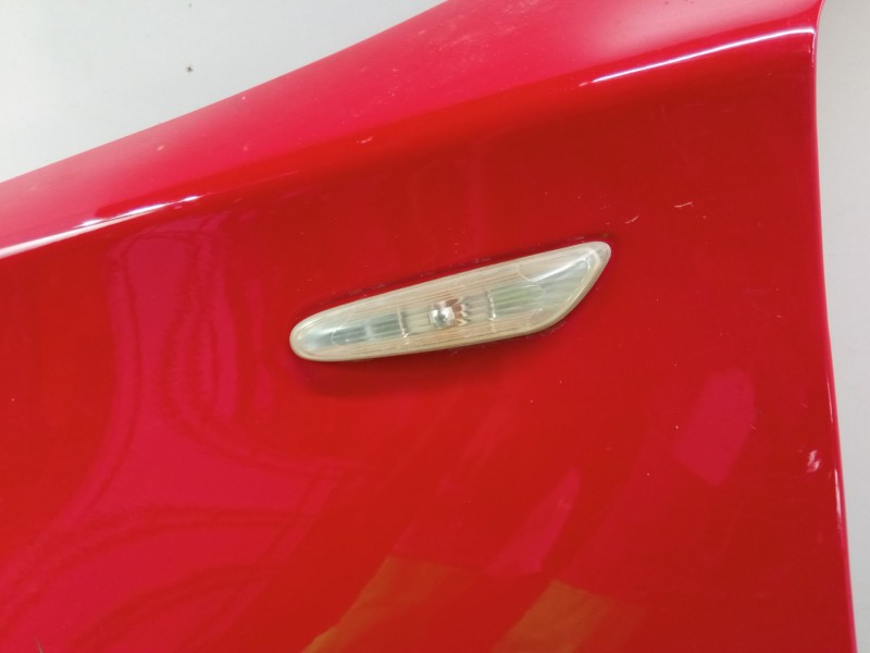 Recambio de aleta delantera izquierda para bmw 1 (e87) 118 d referencia OEM IAM    Recambio de aleta delantera izquierda para bmw 1 (e87) 118 d referencia OEM IAM