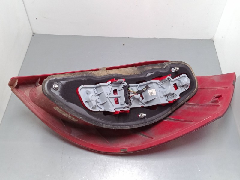 Recambio de piloto trasero izquierdo para mercedes-benz clase a (w169) a 180 cdi (169.007, 169.307) referencia OEM IAM A16982003 Recambio de piloto trasero izquierdo para mercedes-benz clase a (w169) a 180 cdi (169.007, 169.307) referencia OEM IAM A16982003