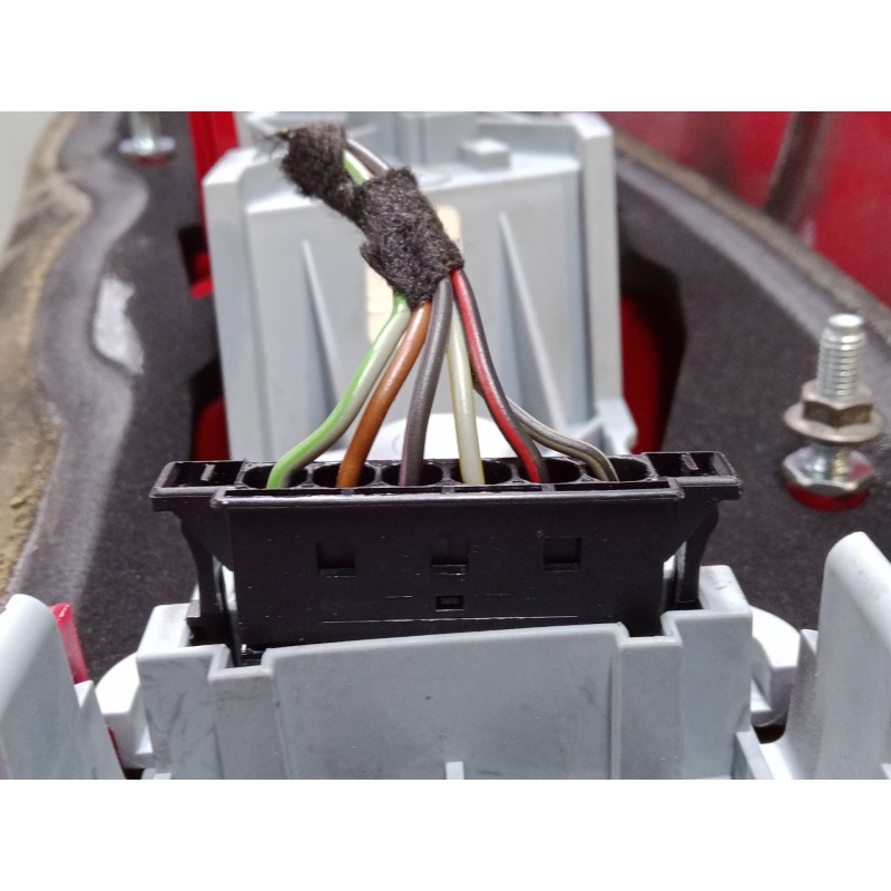 Recambio de piloto trasero izquierdo para mercedes-benz clase a (w169) a 180 cdi (169.007, 169.307) referencia OEM IAM A16982003 Recambio de piloto trasero izquierdo para mercedes-benz clase a (w169) a 180 cdi (169.007, 169.307) referencia OEM IAM A16982003