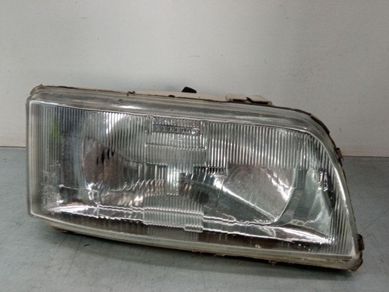 Recambio de faro derecho para citroën jumper i furgoneta (230l) 2.5 d referencia OEM IAM    Recambio de faro derecho para citroën jumper i furgoneta (230l) 2.5 d referencia OEM IAM