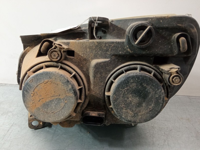 Recambio de faro derecho para fiat doblo furgoneta/monovolumen (223_) 1.3 d multijet referencia OEM IAM 51805934   Recambio de faro derecho para fiat doblo furgoneta/monovolumen (223_) 1.3 d multijet referencia OEM IAM 51805934