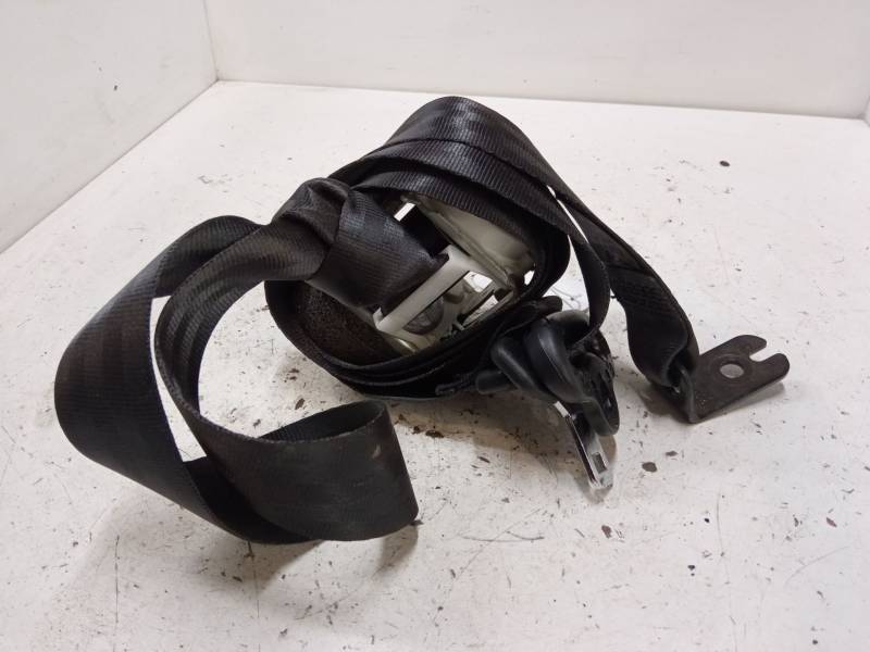 CINTURON SEGURIDAD TRASERO DERECHO GN15A611B68ECW 