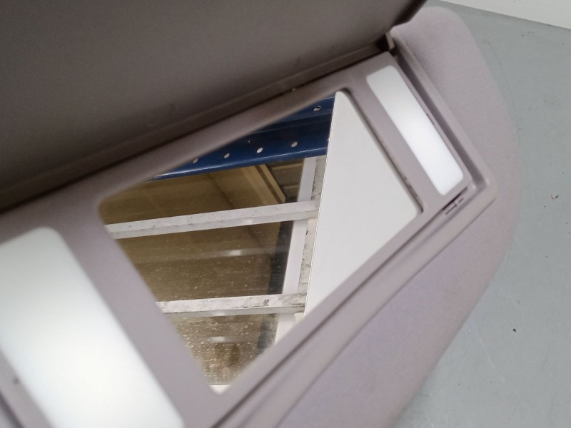 Recambio de parasol derecho para peugeot 607 (9d, 9u) 2.2 hdi referencia OEM IAM    Recambio de parasol derecho para peugeot 607 (9d, 9u) 2.2 hdi referencia OEM IAM