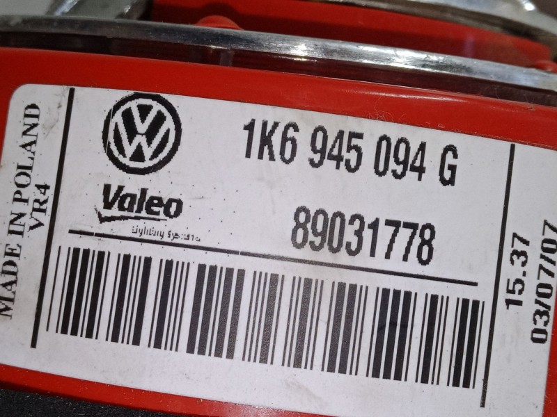 Recambio de piloto trasero porton derecho para volkswagen golf v (1k1) 1.9 tdi referencia OEM IAM 1K6945094G  