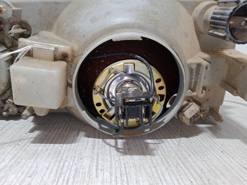 Recambio de faro derecho para renault 11 (b/c37_) 1.1 (b/c371) referencia OEM IAM   