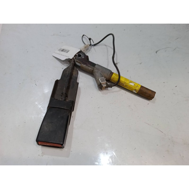 Recambio de anclaje con pretensor trasero derecho para renault kangoo express (fc0/1_) 1.5 dci (fc08, fc09) referencia OEM IAM  