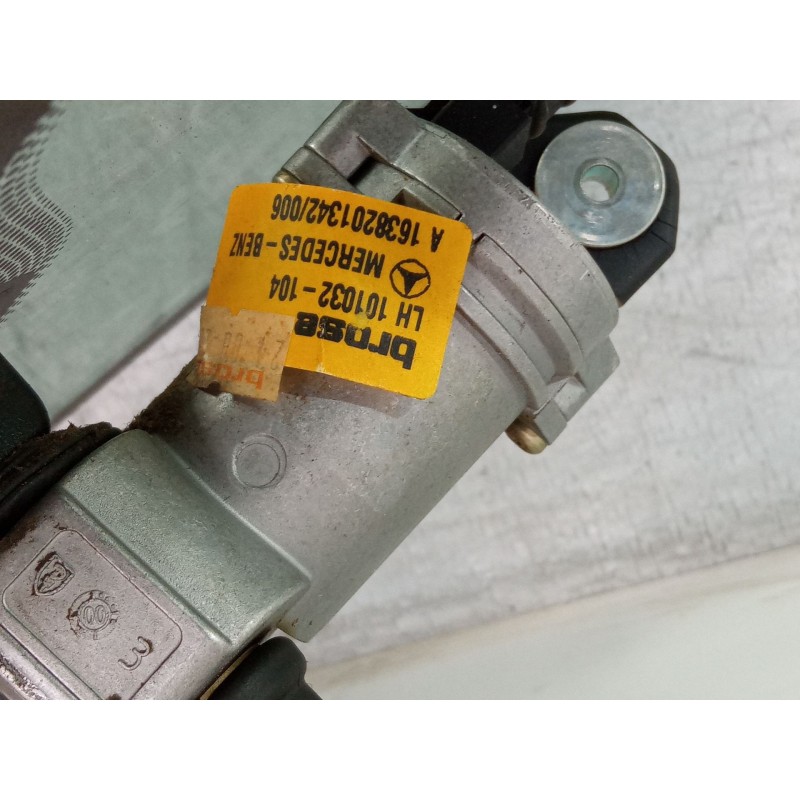 Recambio de luna maletero izquierda para mercedes-benz clase m (w163) ml 55 amg (163.174) referencia OEM IAM 1638201342  CON MOT Recambio de luna maletero izquierda para mercedes-benz clase m (w163) ml 55 amg (163.174) referencia OEM IAM 1638201342  CON MOT