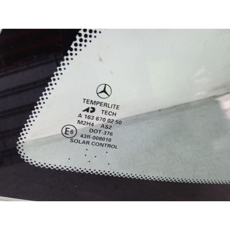 Recambio de luna maletero derecha para mercedes-benz clase m (w163) ml 55 amg (163.174) referencia OEM IAM    Recambio de luna maletero derecha para mercedes-benz clase m (w163) ml 55 amg (163.174) referencia OEM IAM