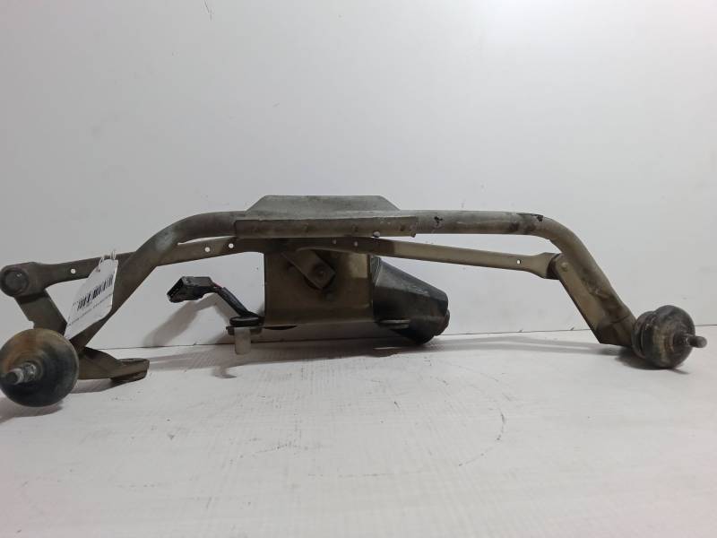 MOTOR LIMPIA DELANTERO 