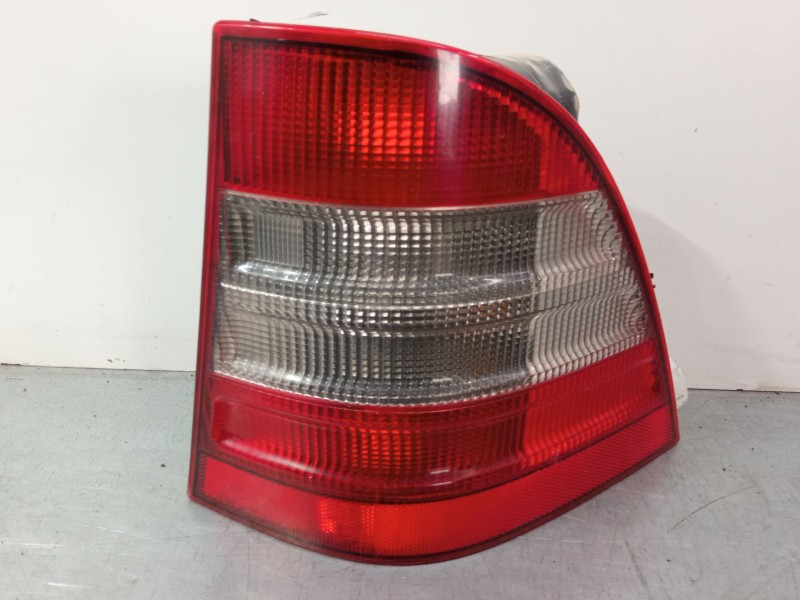 Recambio de piloto trasero izquierdo para mercedes-benz clase m (w163) ml 55 amg (163.174) referencia OEM IAM    Recambio de piloto trasero izquierdo para mercedes-benz clase m (w163) ml 55 amg (163.174) referencia OEM IAM