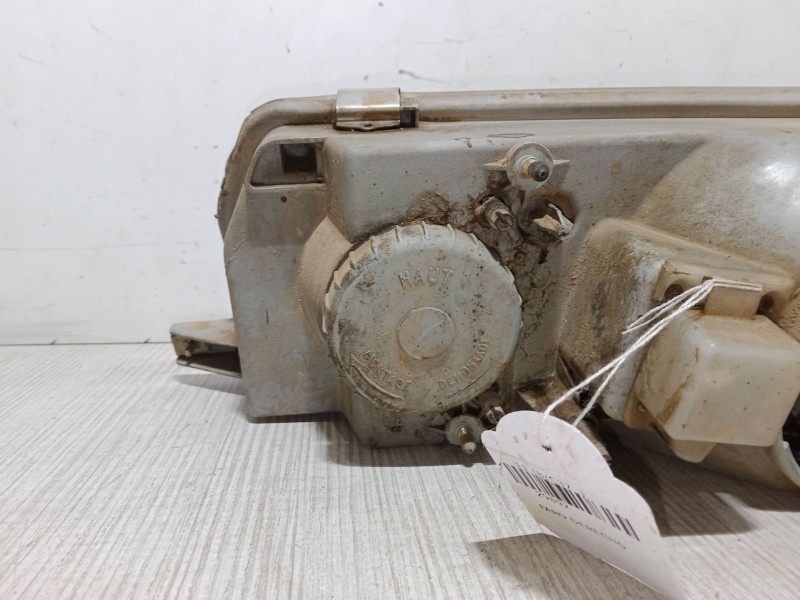 Recambio de faro derecho para renault 11 (b/c37_) 1.1 (b/c371) referencia OEM IAM   