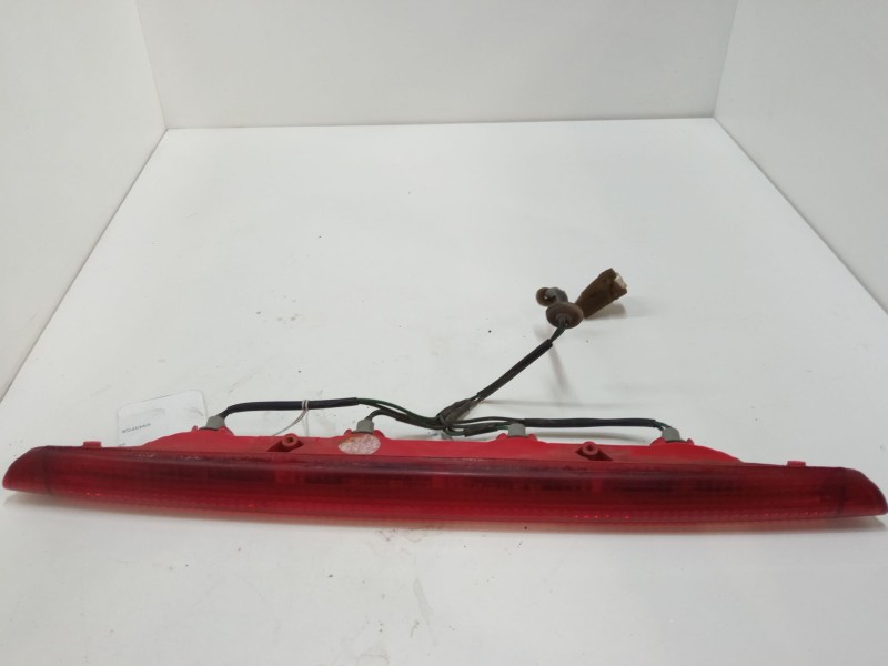 Recambio de luz central de freno para ssangyong rexton / rexton ii (gab_) 2.7 xdi referencia OEM IAM    Recambio de luz central de freno para ssangyong rexton / rexton ii (gab_) 2.7 xdi referencia OEM IAM