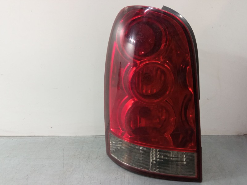 Recambio de piloto trasero izquierdo para ssangyong rexton / rexton ii (gab_) 2.7 xdi referencia OEM IAM    Recambio de piloto trasero izquierdo para ssangyong rexton / rexton ii (gab_) 2.7 xdi referencia OEM IAM