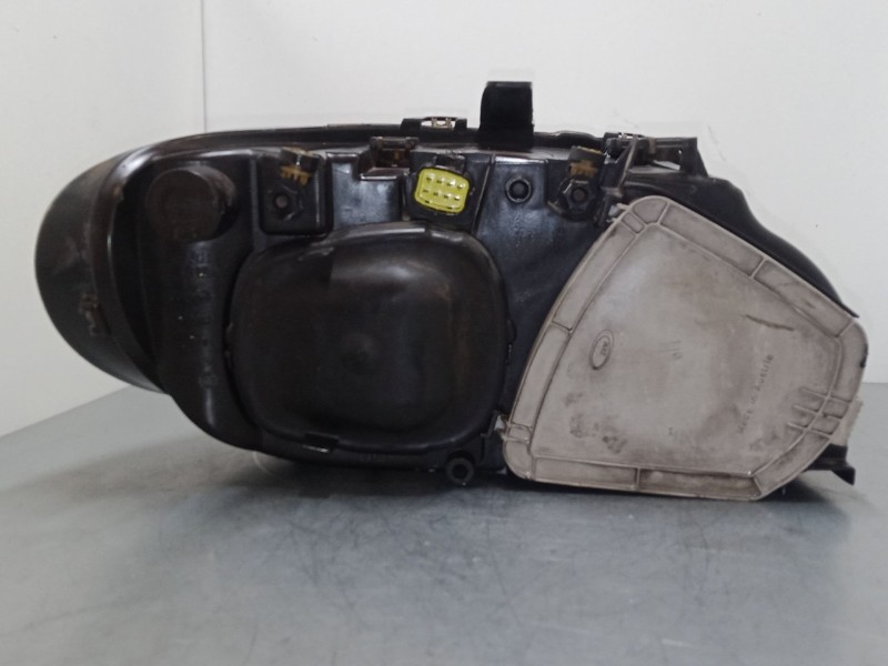 Recambio de faro izquierdo para chrysler voyager iv (rg, rs) 2.5 crd referencia OEM IAM 04857703AB   Recambio de faro izquierdo para chrysler voyager iv (rg, rs) 2.5 crd referencia OEM IAM 04857703AB