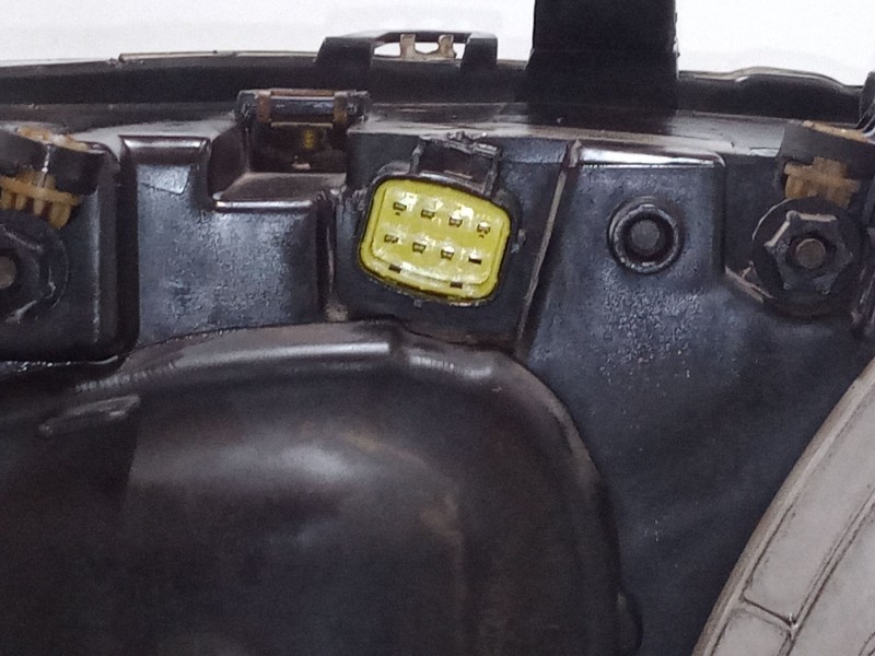 Recambio de faro izquierdo para chrysler voyager iv (rg, rs) 2.5 crd referencia OEM IAM 04857703AB   Recambio de faro izquierdo para chrysler voyager iv (rg, rs) 2.5 crd referencia OEM IAM 04857703AB