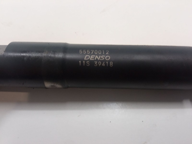 Recambio de inyector para opel zafira tourer c (p12) 1.6 cdti (75) referencia OEM IAM 55570012  