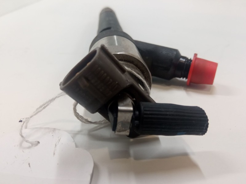 Recambio de inyector para opel zafira tourer c (p12) 1.6 cdti (75) referencia OEM IAM 55570012  