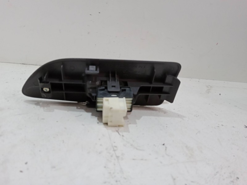 Recambio de mando elevalunas delantero derecho para nissan almera i hatchback (n15) 1.6 referencia OEM IAM   