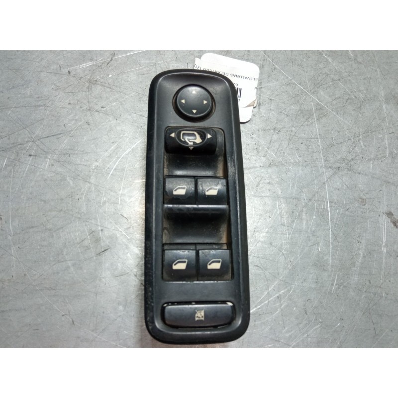 Recambio de mando elevalunas delantero izquierdo para lancia phedra (179_) 2.0 d multijet (179.axl1b, 179.bxl1b) referencia OEM 