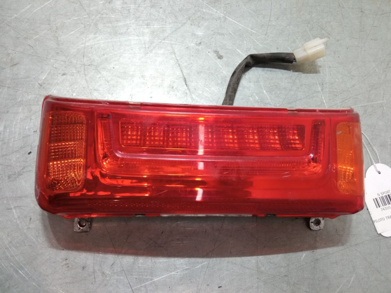 Recambio de piloto trasero central para niu n sport referencia OEM IAM    Recambio de piloto trasero central para niu n sport referencia OEM IAM