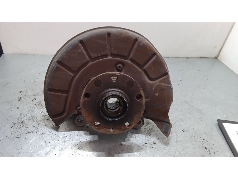 Recambio de mangueta delantera derecha para seat altea (5p1) 1.9 tdi referencia OEM IAM    Recambio de mangueta delantera derecha para seat altea (5p1) 1.9 tdi referencia OEM IAM