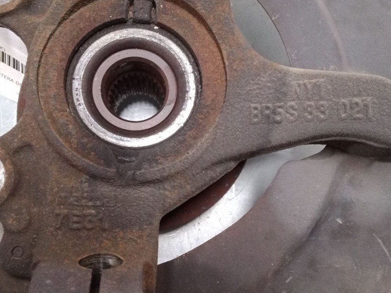 Recambio de mangueta delantera derecha para mazda 3 (bk) 1.6 (bk14) referencia OEM IAM BR5S33021  