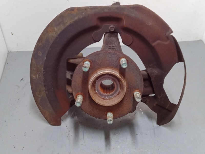 Recambio de mangueta delantera izquierda para mazda 3 (bk) 1.6 (bk14) referencia OEM IAM BR5S33031  