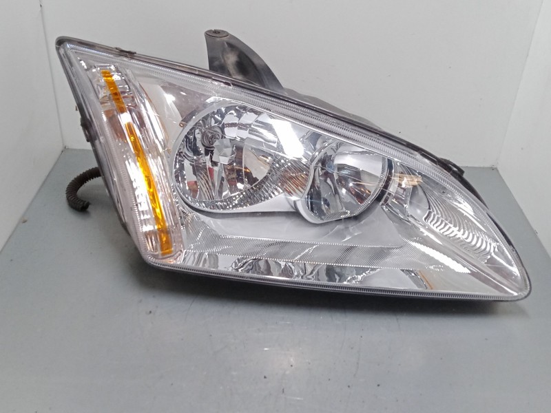 Recambio de faro derecho para ford focus ii (da_, hcp, dp) 1.8 tdci referencia OEM IAM   