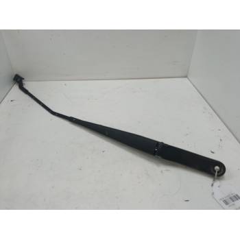 BRAZO LIMPIA DELANTERO DERECHO 