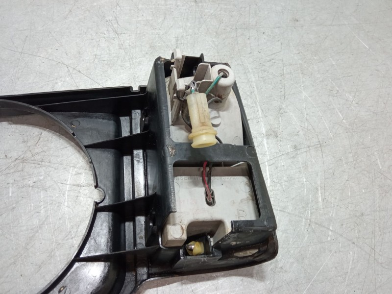 Recambio de intermitente delantero derecho para mitsubishi pajero ii (v3_w) 3.2 did 4wd referencia OEM IAM    Recambio de intermitente delantero derecho para mitsubishi pajero ii (v3_w) 3.2 did 4wd referencia OEM IAM
