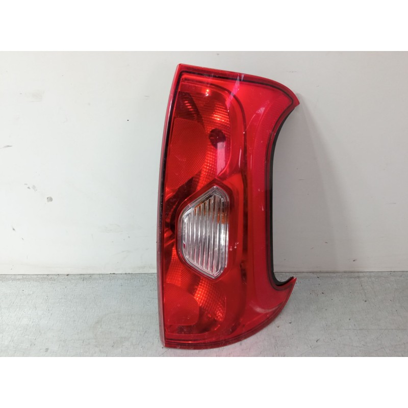 Recambio de piloto trasero derecho para fiat panda (312_, 319_) 1.0 mild hybrid (312.pyd1b) referencia OEM IAM 52102350  