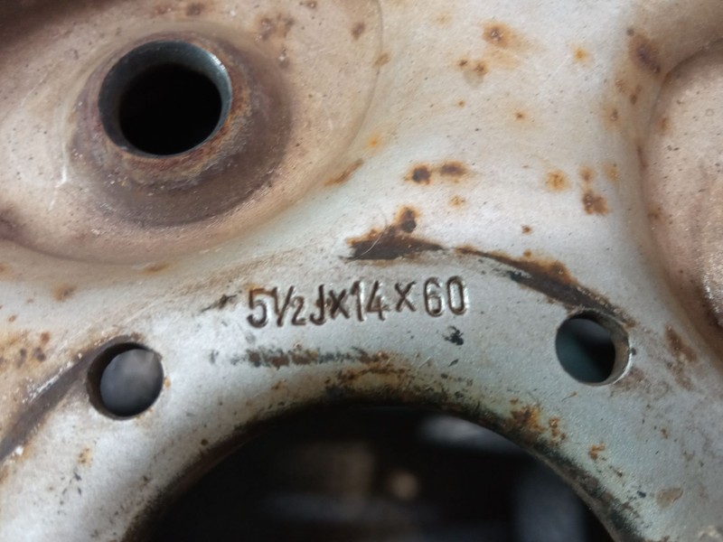 Recambio de llanta chapa 14´´ para ford transit furgoneta (e_ _) 2.5 di (eal, eas) referencia OEM IAM    Recambio de llanta chapa 14´´ para ford transit furgoneta (e_ _) 2.5 di (eal, eas) referencia OEM IAM