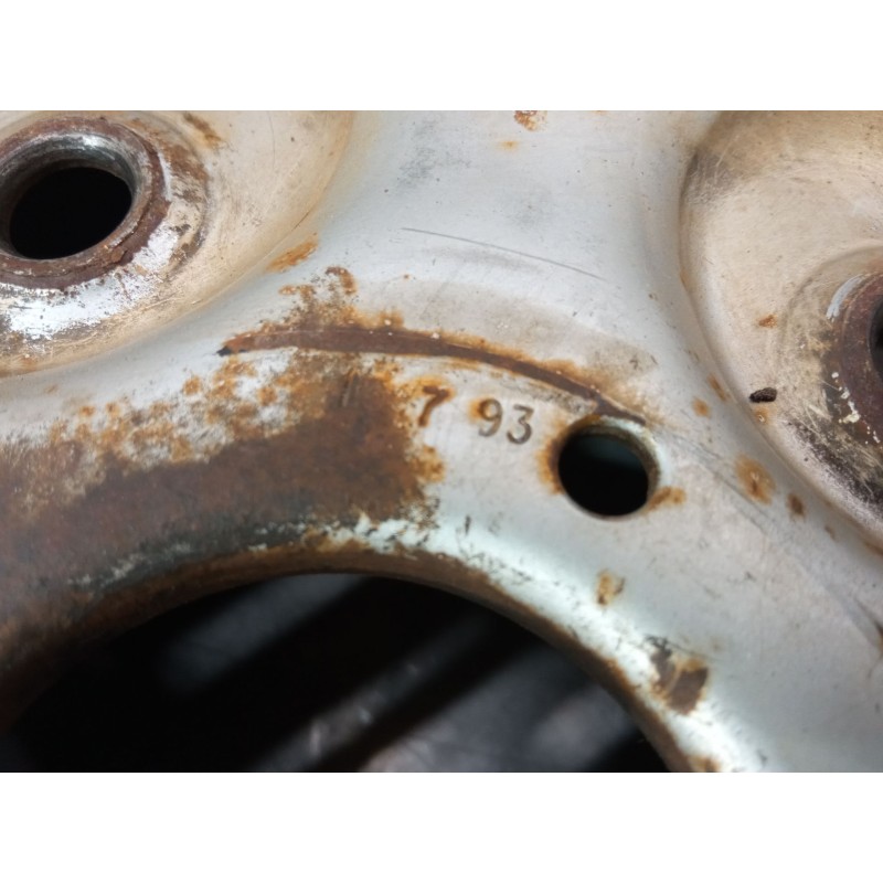 Recambio de llanta chapa 14´´ para ford transit furgoneta (e_ _) 2.5 di (eal, eas) referencia OEM IAM    Recambio de llanta chapa 14´´ para ford transit furgoneta (e_ _) 2.5 di (eal, eas) referencia OEM IAM