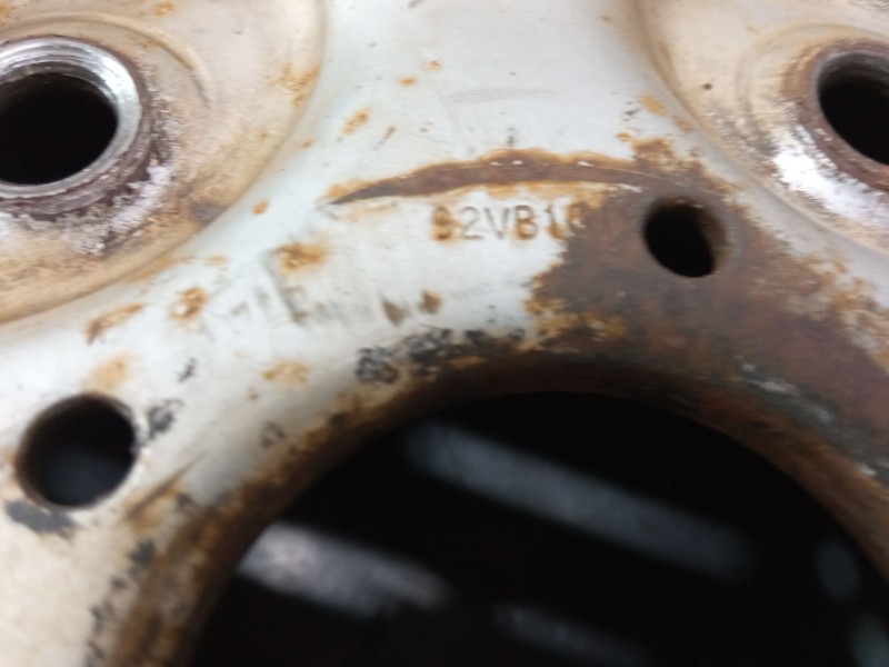 Recambio de llanta chapa 14´´ para ford transit furgoneta (e_ _) 2.5 di (eal, eas) referencia OEM IAM    Recambio de llanta chapa 14´´ para ford transit furgoneta (e_ _) 2.5 di (eal, eas) referencia OEM IAM